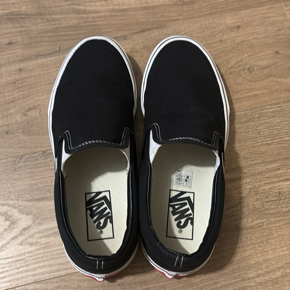 Women’s Vans - size 8